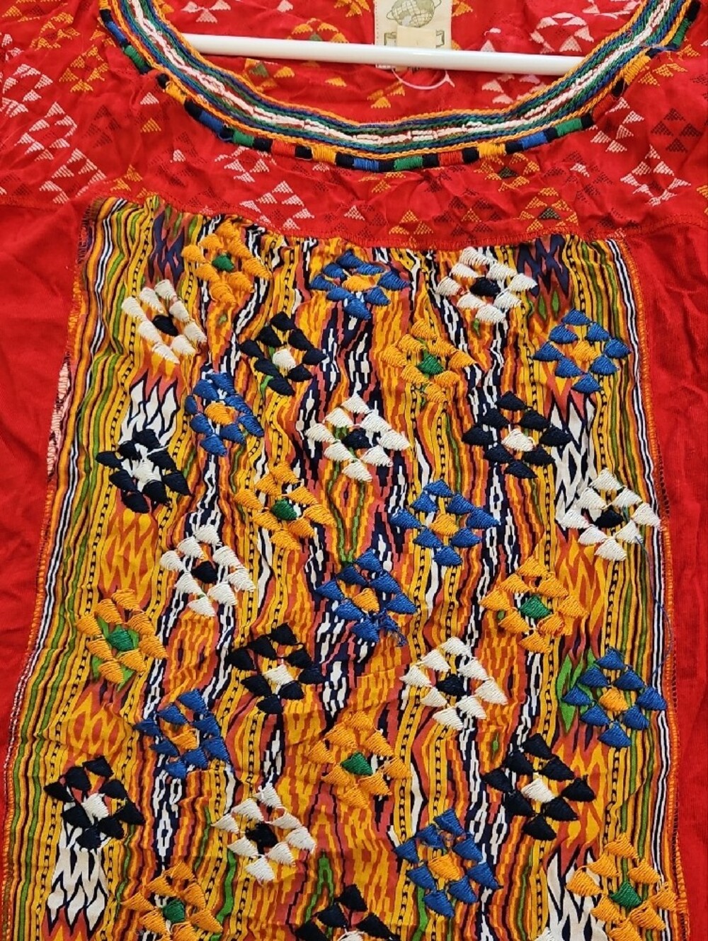 Red Patterned Short-Sleeve Women's Top - Picture 5 of 7